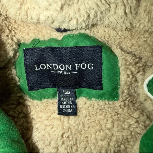 London Fog Green Jacket with Cream Lining - Picture 2 of 4